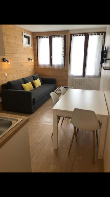 Appartement Cosy Val Louron Au Pied Des Pistes Génos Exterior foto